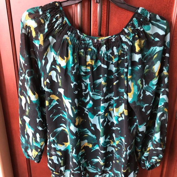 2/$15 Cleo Blouse NWOT - Picture 3 of 5